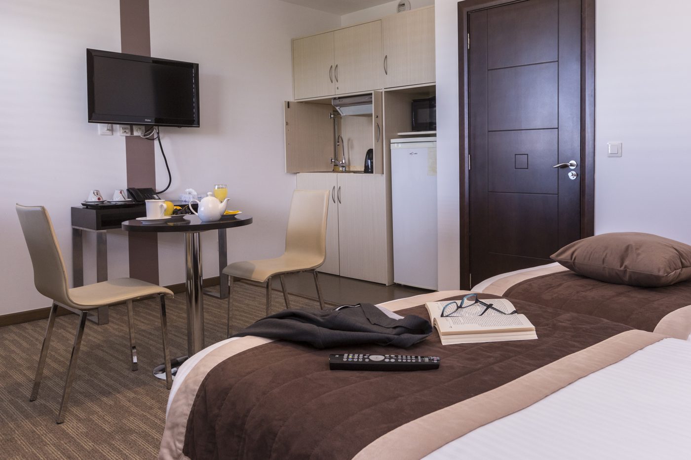 Espace de vie et kitchenette