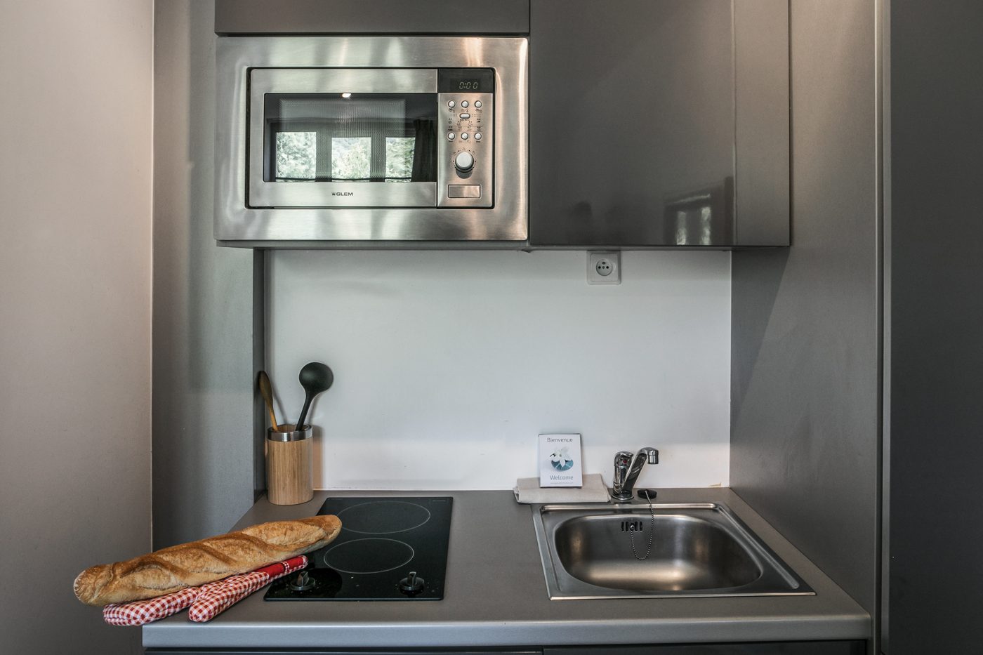 Kitchenette équipée