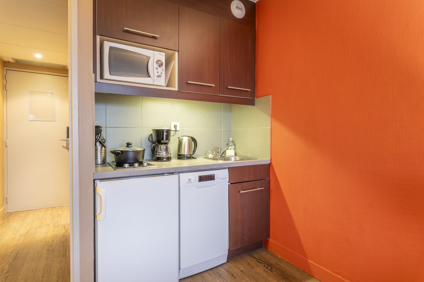 Kitchenette équipée