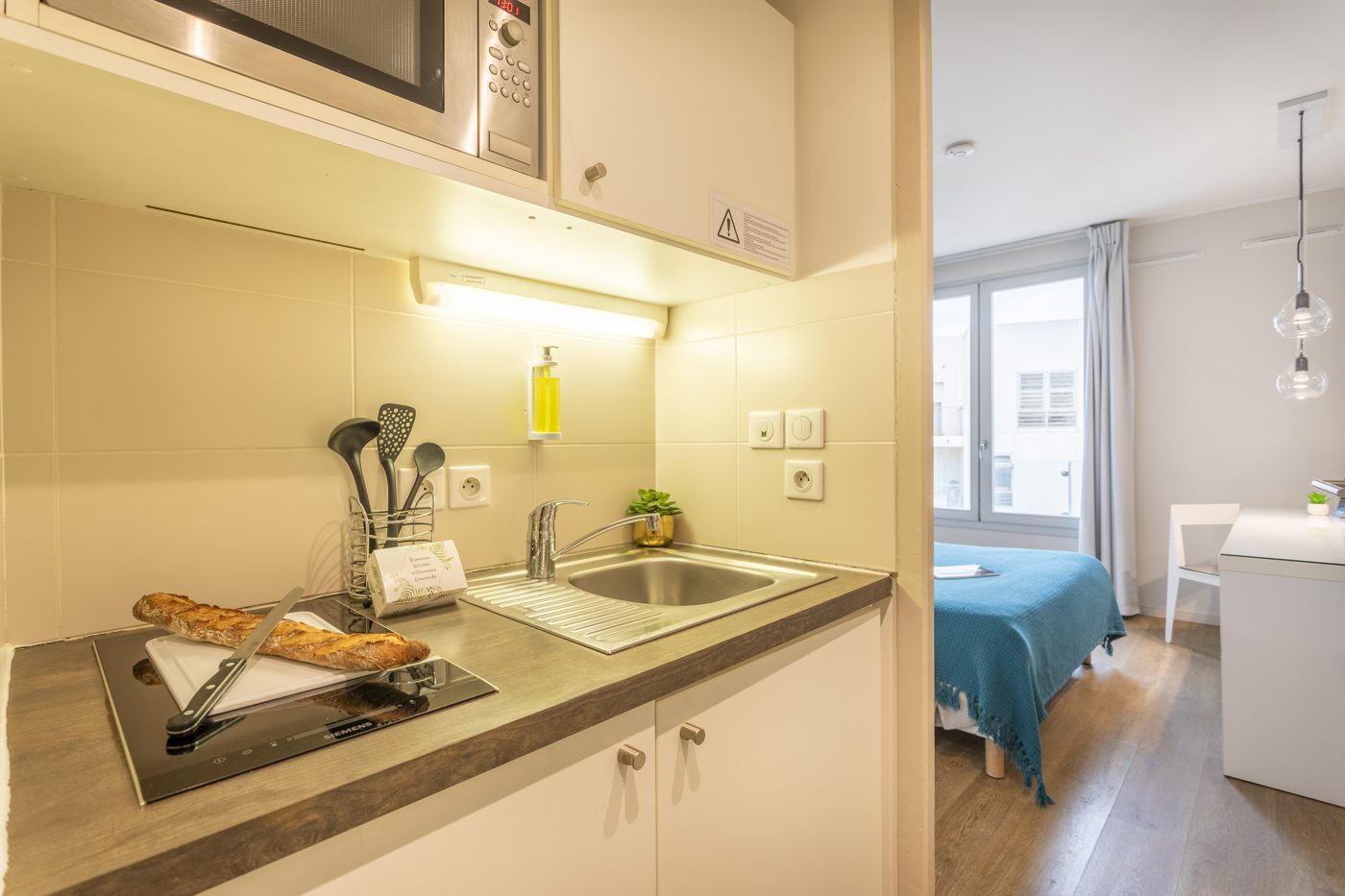 Kitchenette équipée