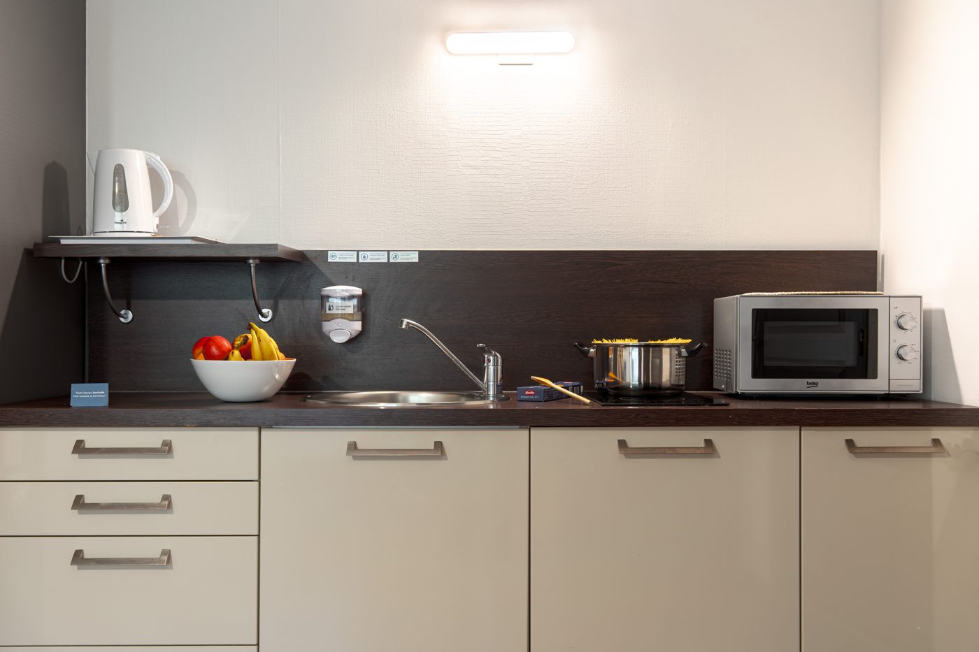 Kitchenette équipée