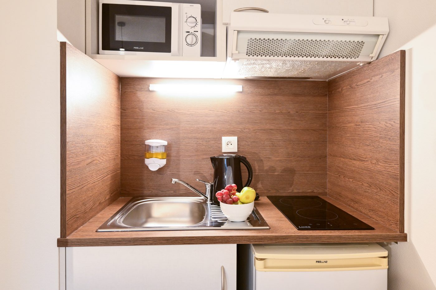 Kitchenette équipée